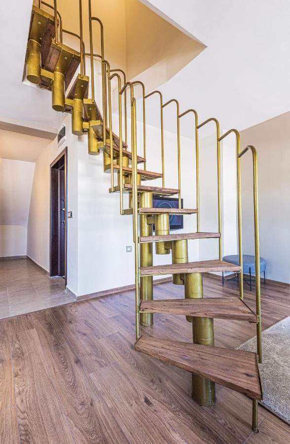 普罗夫迪夫Fancy 1Bd Penthouse With Terrace Near The Centre By Flat Mаnager公寓 外观 照片
